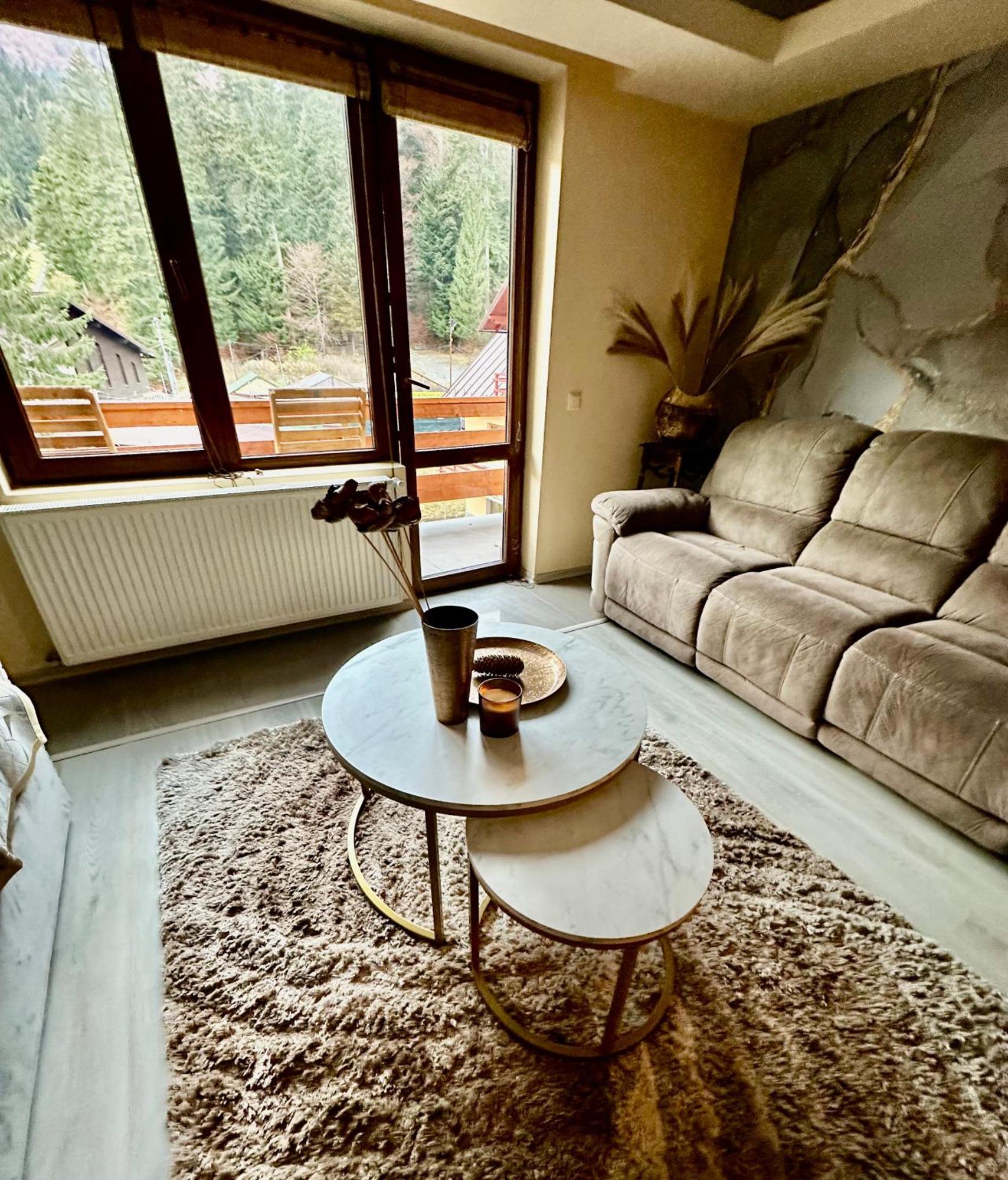 Alsama Zurqa Buşteni Exterior foto